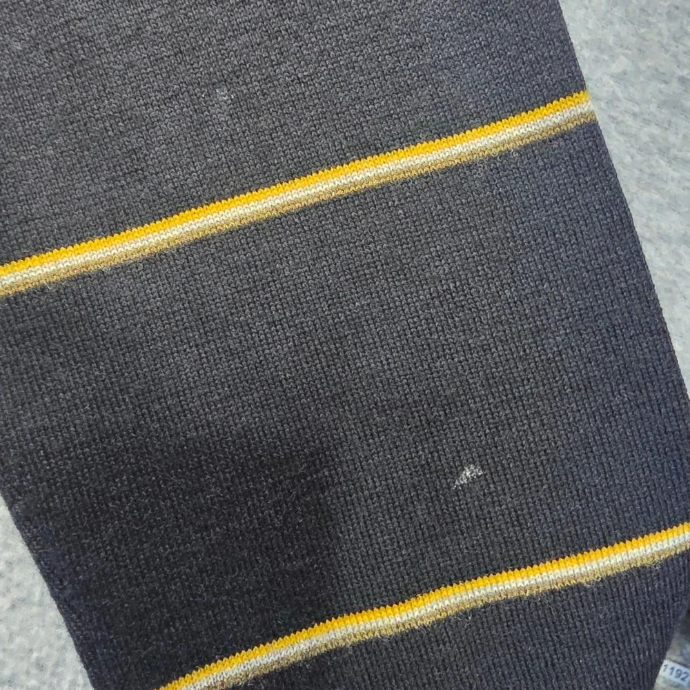 Banana Republic Merino Wool Sweater‎ Mens XL Navy Yellow Striped V Neck